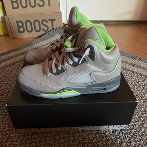 Jordan 5 Retro “Green Bean”